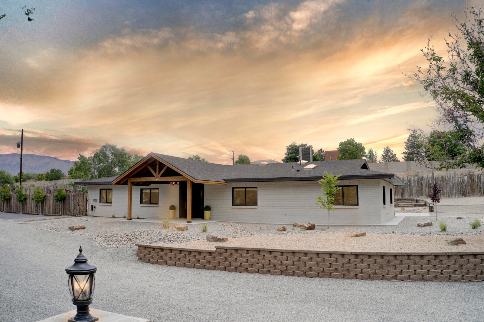 210 Josefita Road NE | $1,975,000